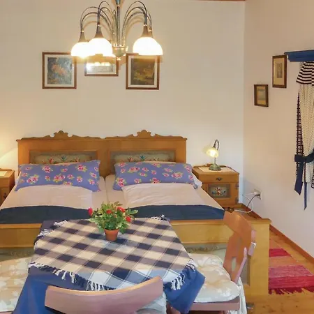 Two-bedroom Holiday In St. Georgen Am Langsee